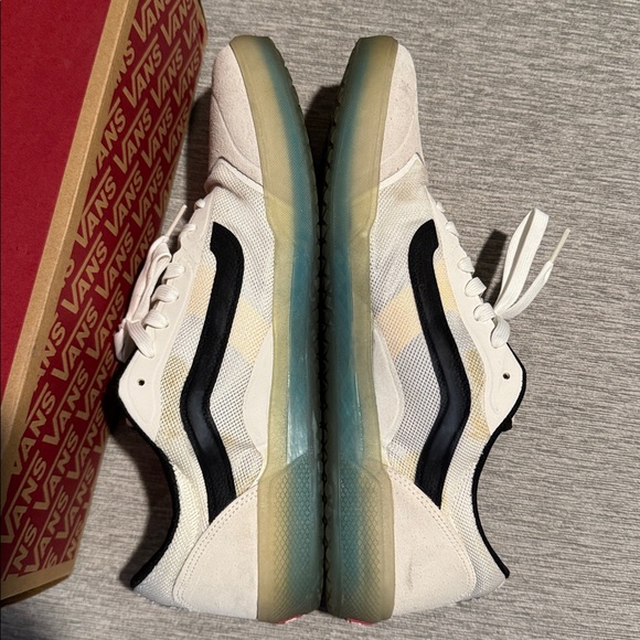 Vans AVE Sneakers with Translucent Sole - Picture 8 of 10